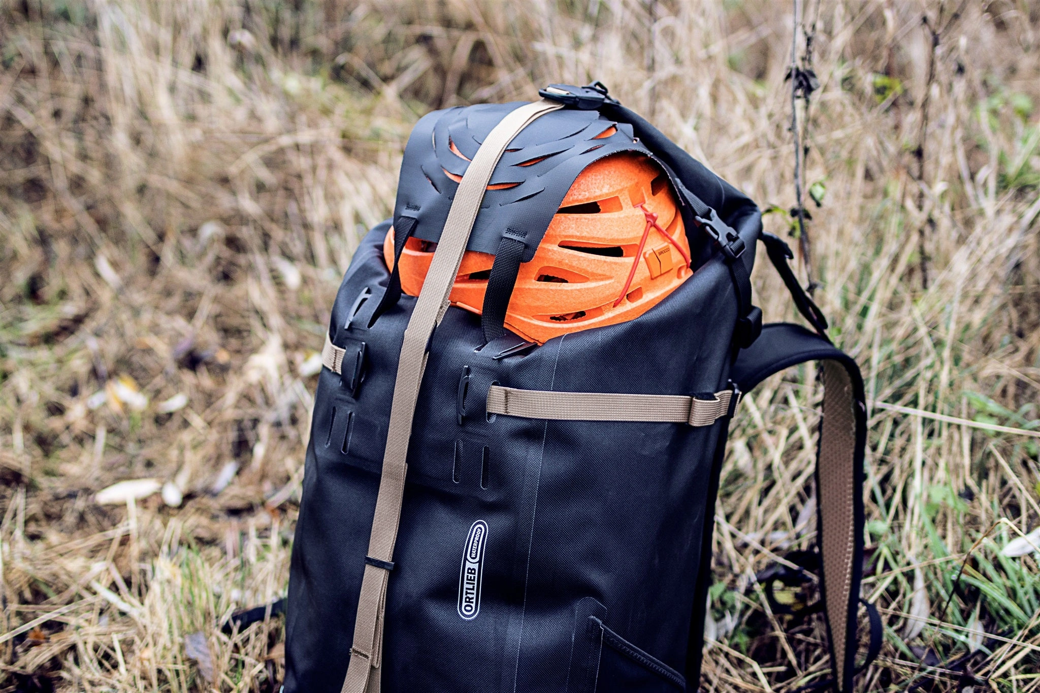 Kit d'attache casques: Sécurité et style, personnalisez votre casque avec élégance et facilité, fixez-le vite!